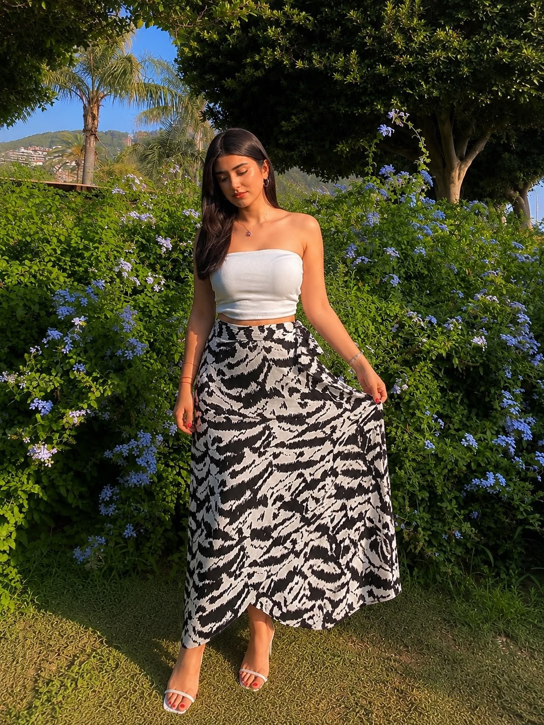 WhatsApp Image 2026-08-10 at 6.55.55 PM (2) Lia Skirt - Image 1